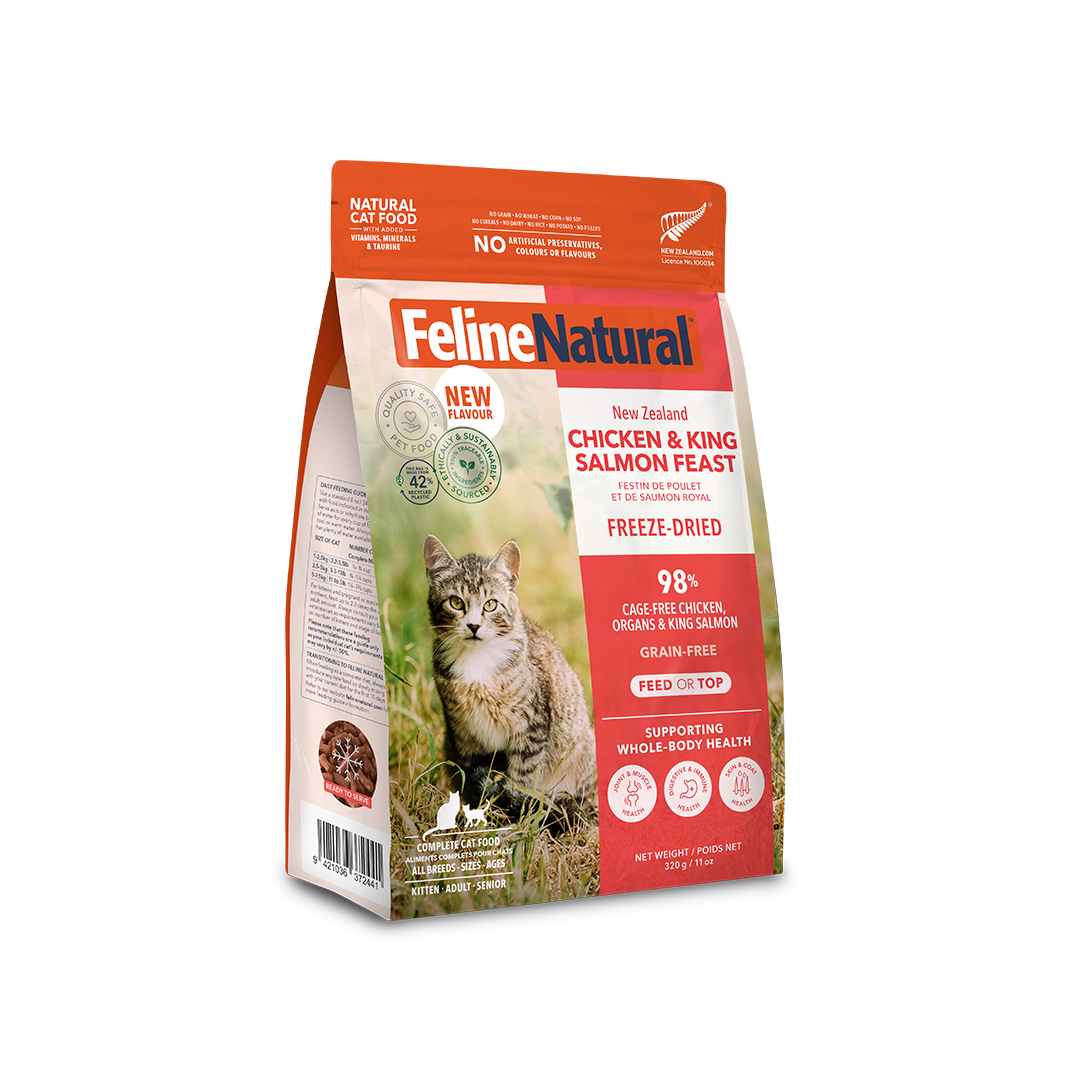Feline Natural フリーズドライ チキン＆キングサーモン・フィースト